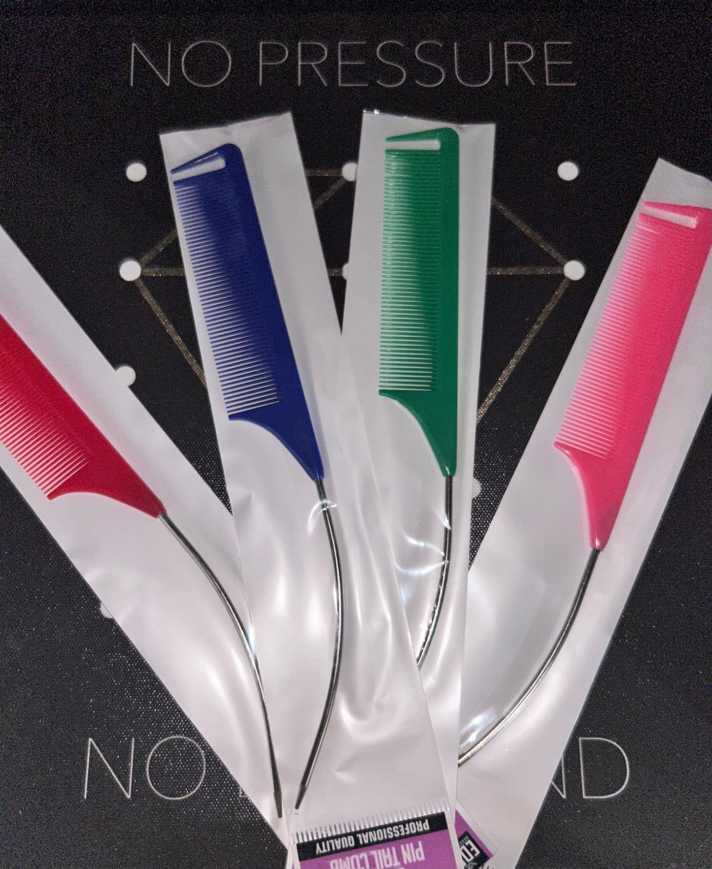 Curved Tail Comb