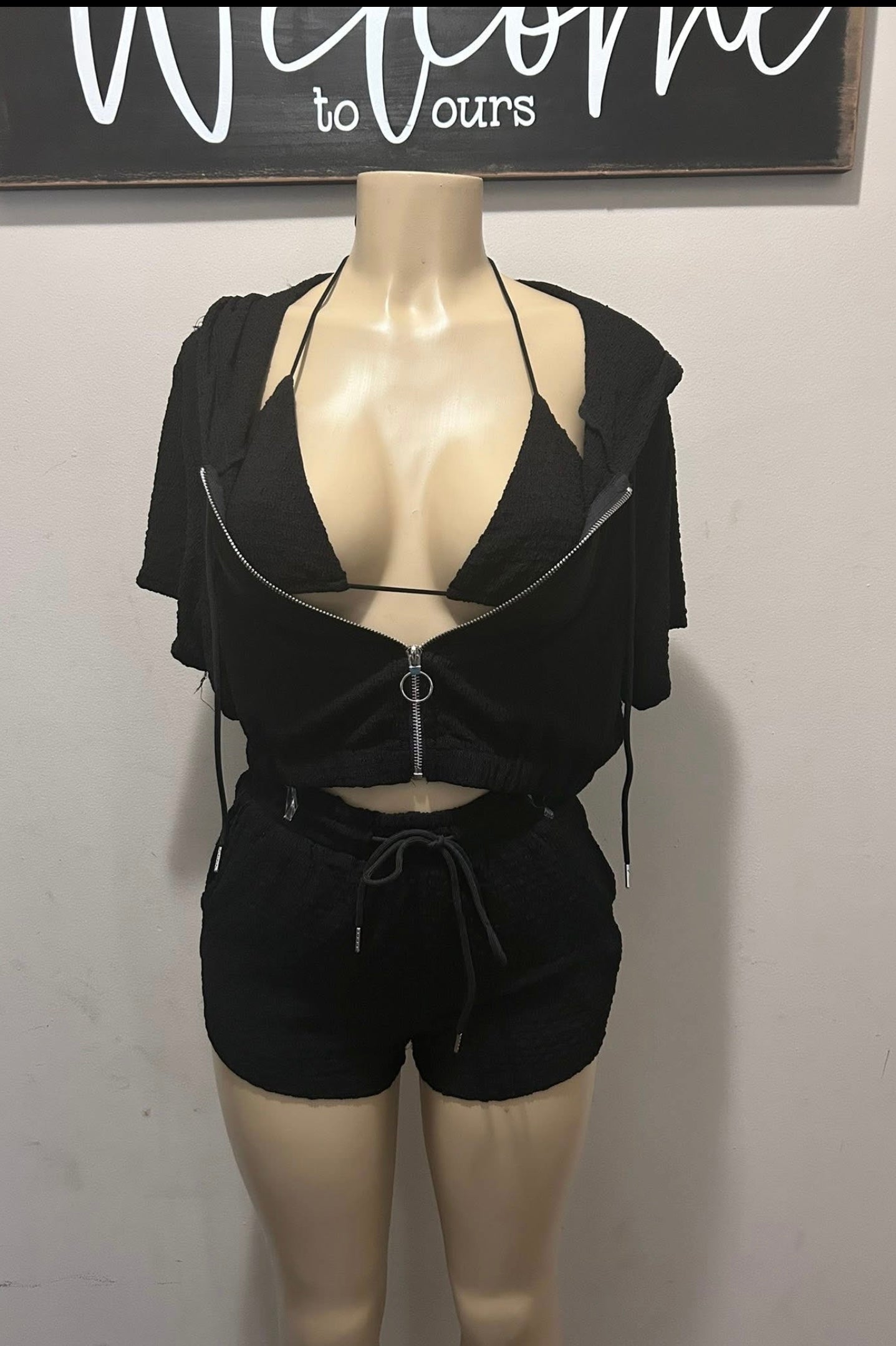 Black “Hot Girl” Set